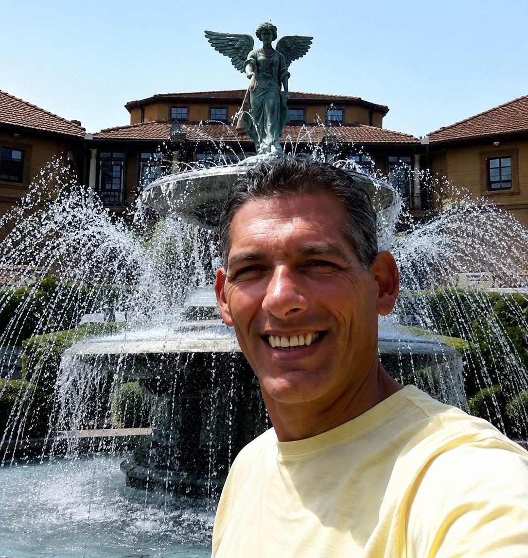Joe Bucaro – Owner